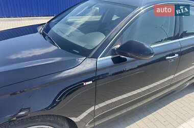 Седан Audi A6 2016 в 