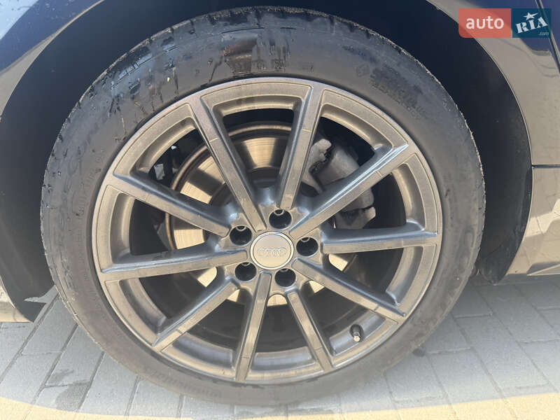 Седан Audi A6 2016 в Ивано-Франковске