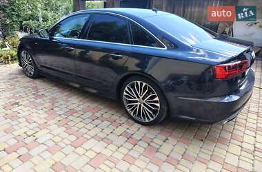 Седан Audi A6 2015 в 