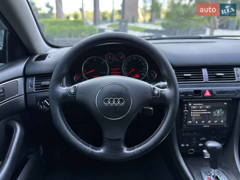 Универсал Audi A6 2001 в Ужгороде