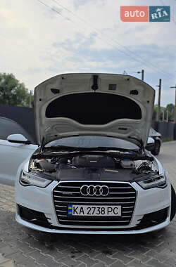 Седан Audi A6 2015 в 
