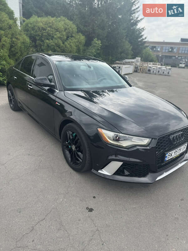 Седан Audi A6 2014 в Ровно