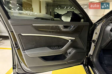 Седан Audi A6 2019 в 