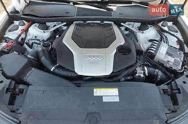 Седан Audi A6 2018 в 