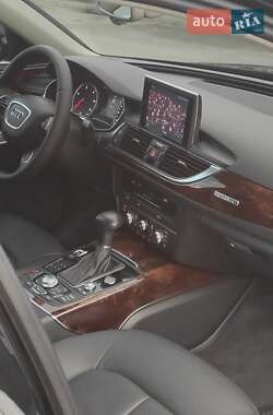 Седан Audi A6 2014 в 