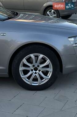 Седан Audi A6 2004 в 