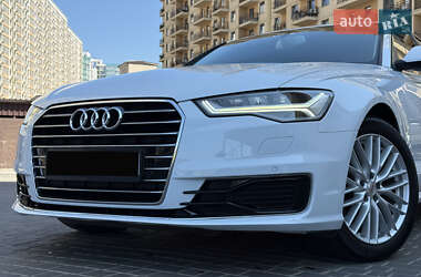 Седан Audi A6 2016 в 