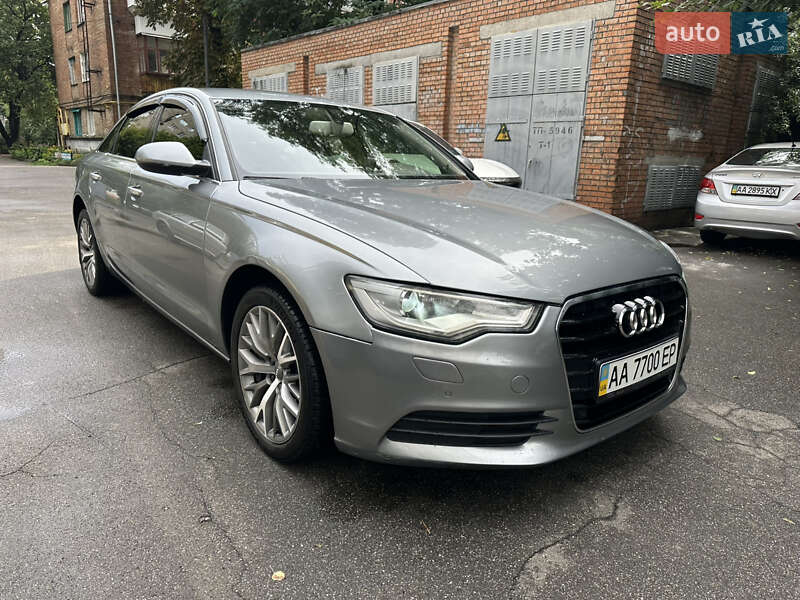 Седан Audi A6 2012 в Киеве
