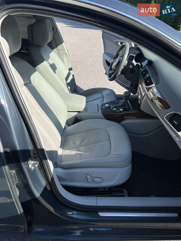 Седан Audi A6 2014 в Дубно