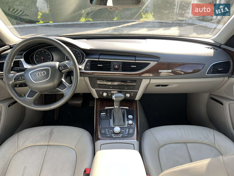 Седан Audi A6 2014 в Дубно