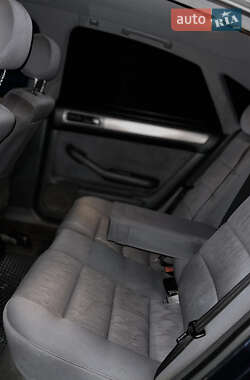 Седан Audi A6 1999 в 