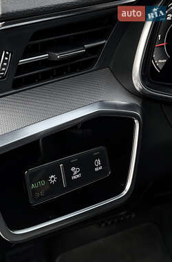 Универсал Audi A6 2019 в 