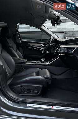 Универсал Audi A6 2019 в 