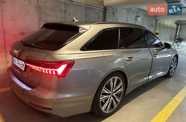 Универсал Audi A6 2018 в 