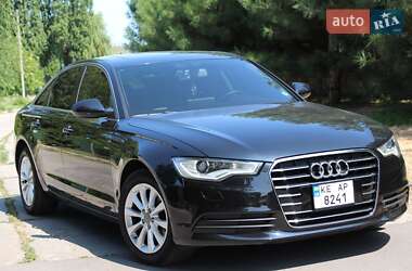 Седан Audi A6 2014 в 