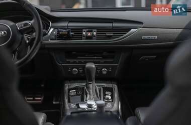 Седан Audi A6 2017 в 