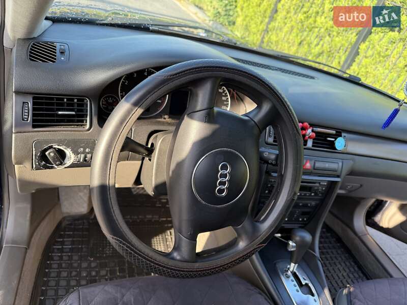 Универсал Audi A6 2002 в Долине