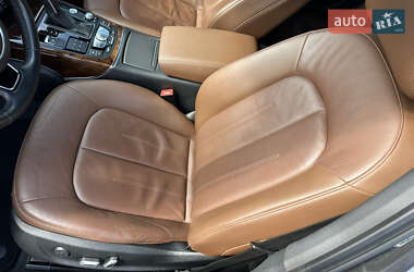 Седан Audi A6 2015 в 