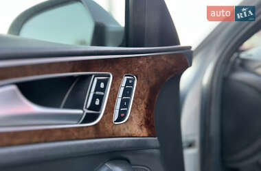Седан Audi A6 2013 в 