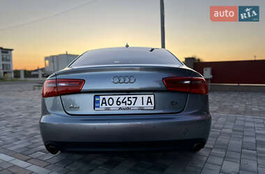Седан Audi A6 2013 в 