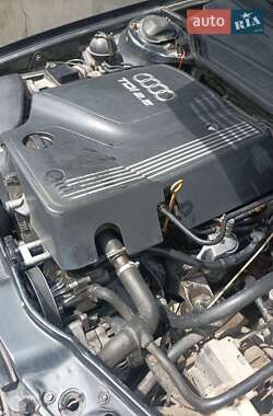 Универсал Audi A6 1996 в 