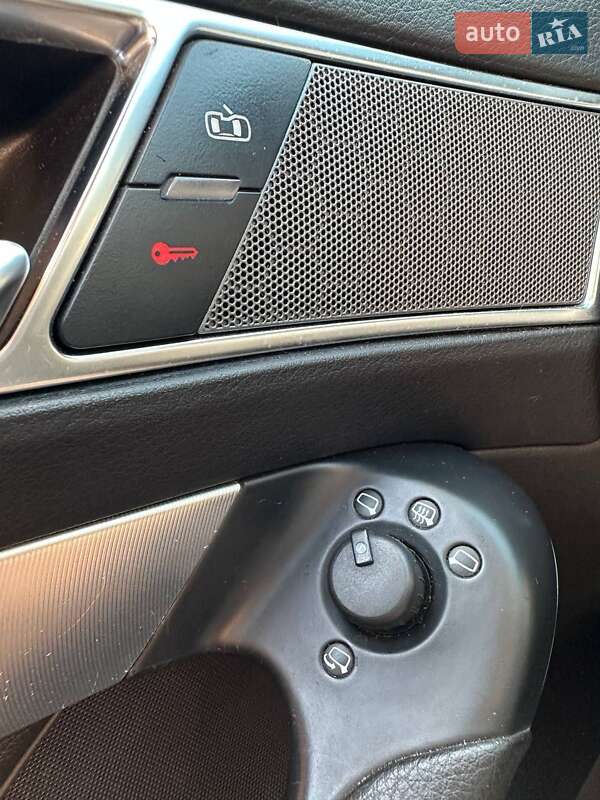 Седан Audi A6 2004 в Харькове