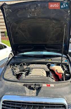 Седан Audi A6 2004 в 