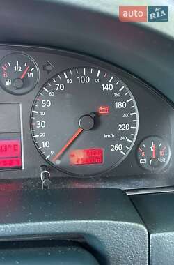 Седан Audi A6 2000 в 