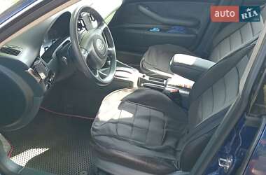 Седан Audi A6 2000 в 