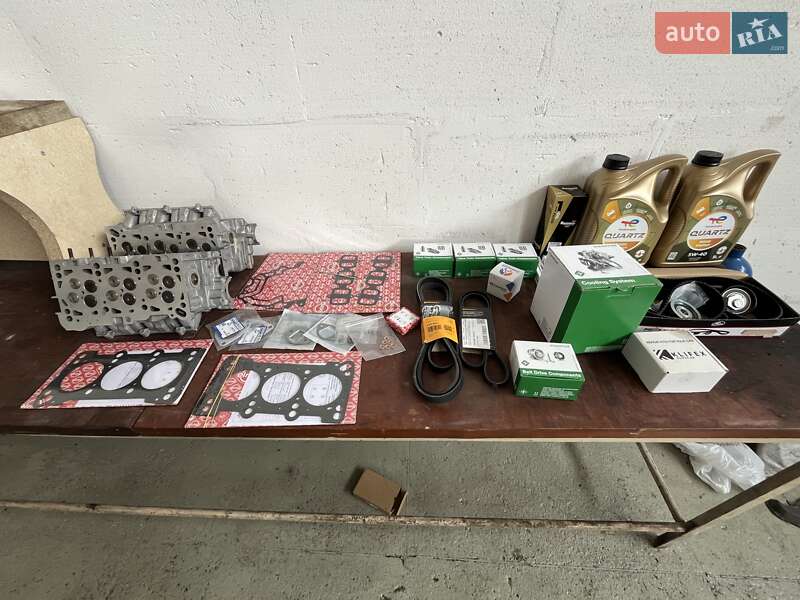 Седан Audi A6 2000 в Заводском