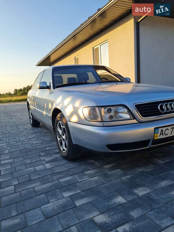 Седан Audi A6 1996 в Камне-Каширском