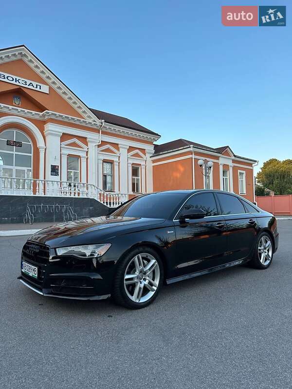 Седан Audi A6 2015 в 
