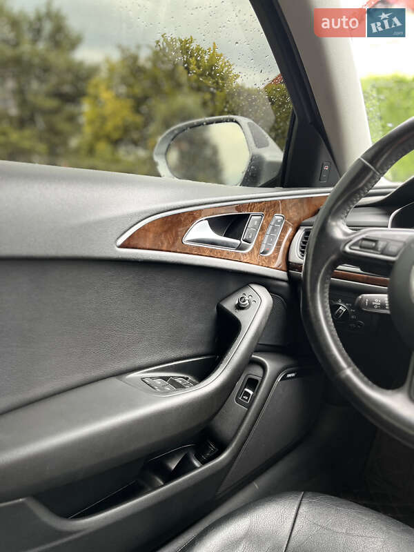 Седан Audi A6 2015 в Рава-Русской