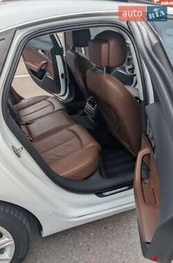 Седан Audi A6 2012 в 
