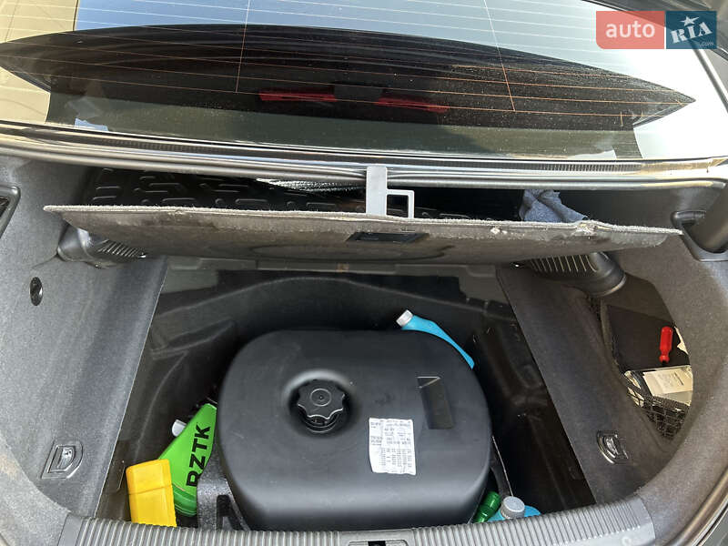 Седан Audi A6 2012 в Киеве