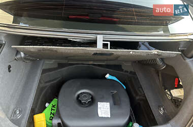 Седан Audi A6 2012 в 