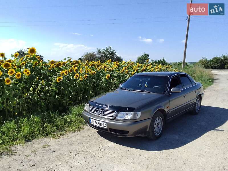 Седан Audi A6 1996 в 