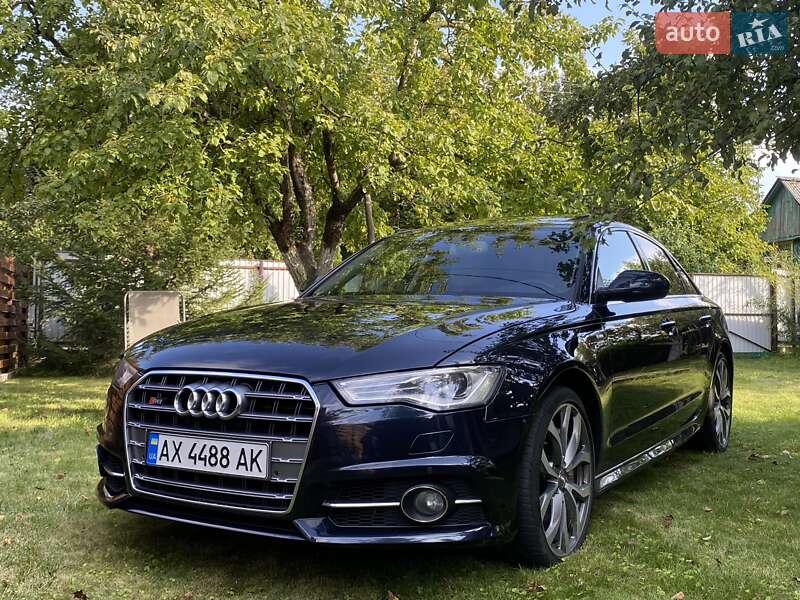 Седан Audi A6 2016 в Киеве