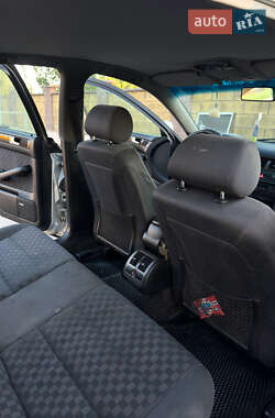 Седан Audi A6 1999 в 