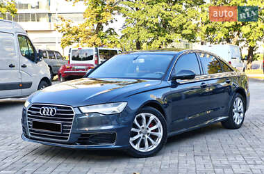 Седан Audi A6 2015 в 