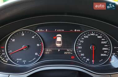 Седан Audi A6 2015 в 
