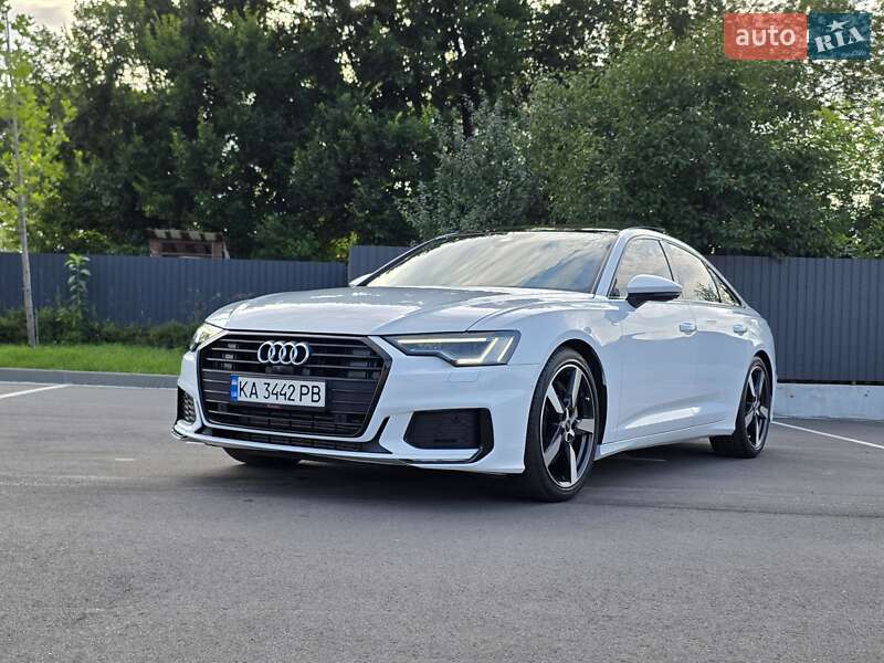 Седан Audi A6 2021 в 