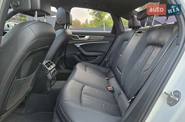 Седан Audi A6 2021 в 