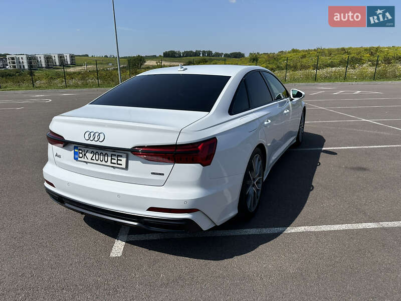 Седан Audi A6 2019 в Ровно