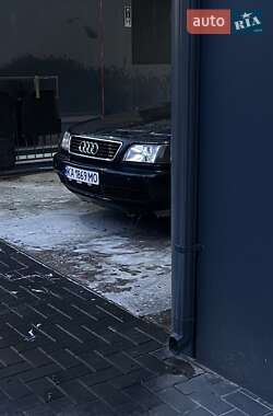 Універсал Audi A6 1996 в 