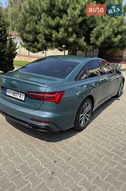 Седан Audi A6 2020 в 