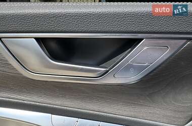 Седан Audi A6 2020 в 