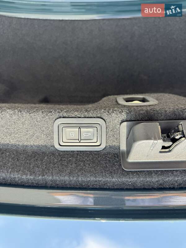 Седан Audi A6 2020 в Одессе
