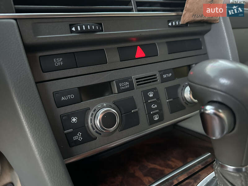 Седан Audi A6 2005 в Владимире