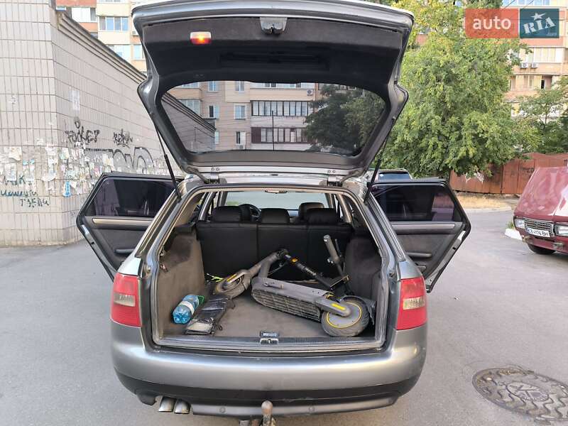 Универсал Audi A6 2001 в Киеве